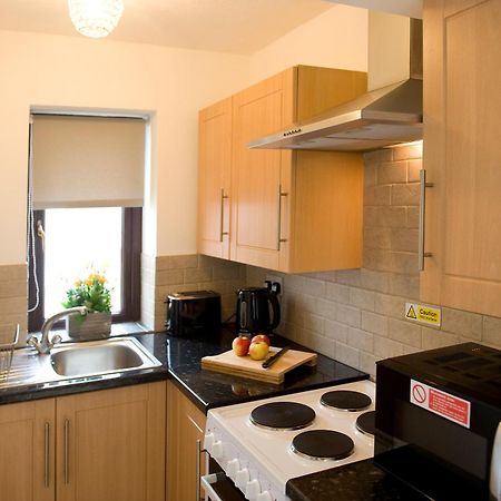Mountain View Apartment - Short Drive To Beaches Bryngwran ภายนอก รูปภาพ